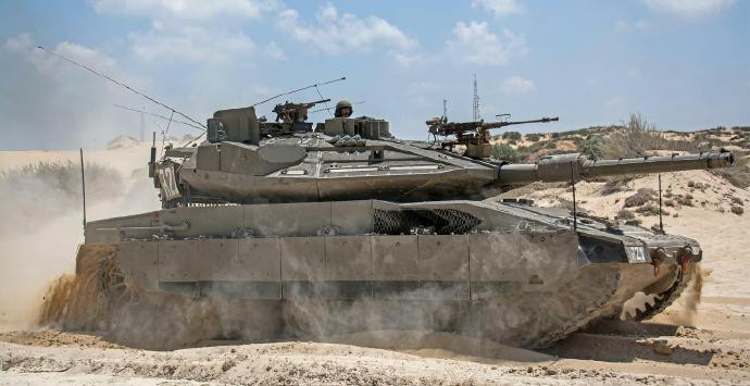 每天认识一件兵器以色列“梅卡瓦”主战坦克“梅卡瓦”（Merkava）是以色列研