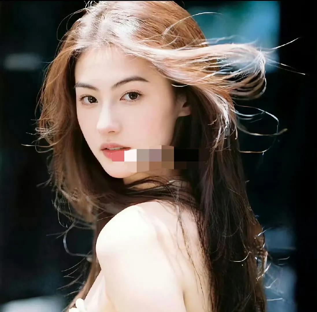 柏芝姐，快把眼泪擦擦吧！光哭可搬不动眼前的这座大山呀。我真心觉得，现在最该做的是