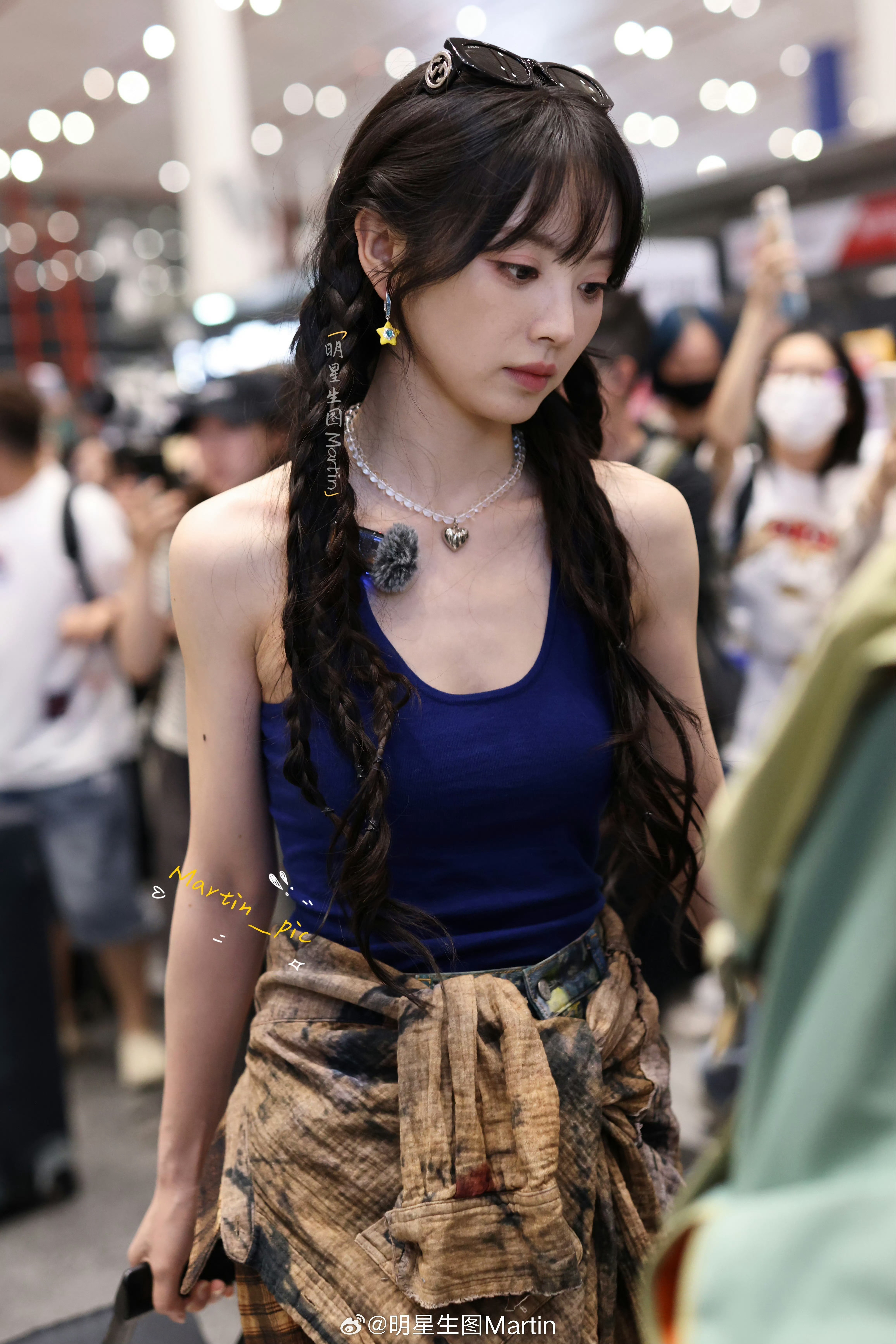 田曦薇的机场生图📷田曦薇新剧最新路透​​​