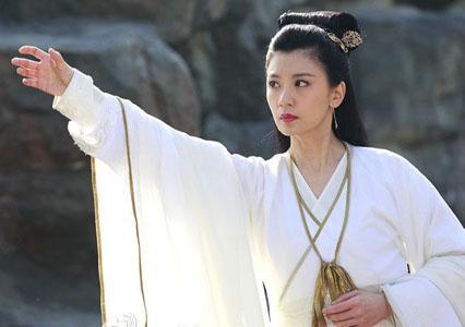 金庸小说里面最好听的8个女性名字一、程灵素《飞狐外传》的女主角，名字取自