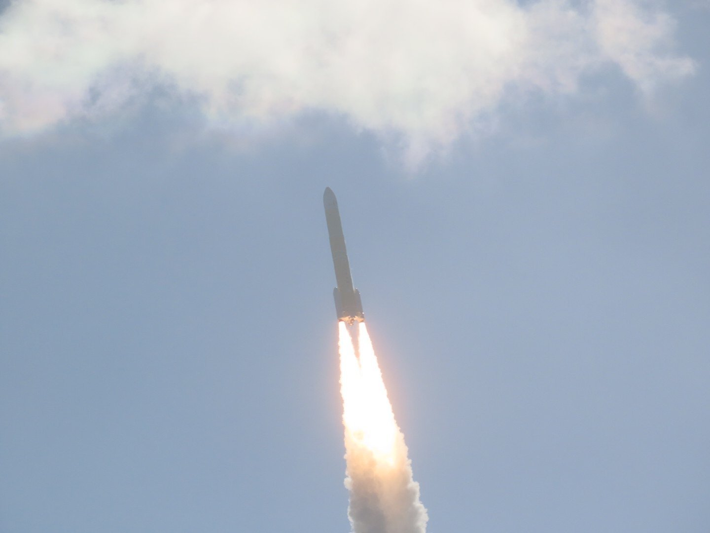 今天早上的H3F8运载火箭二级的轨道大约为125*440km，该轨道是不稳定