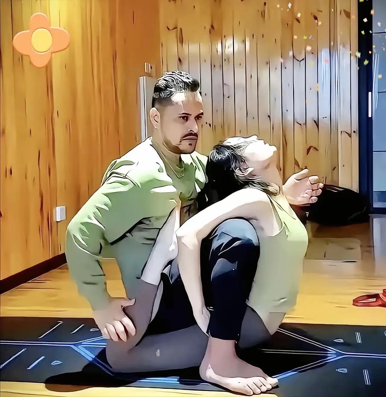 大家万万想不到，顶着瑜伽外教名头的印度籍男子沙洪在郑州多家场馆授课整整八年的他，