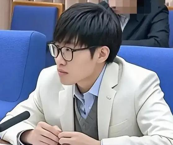 【时代真的变了！看懂中国AI四大巨头的底层逻辑，才明白普通人最大的翻身机会在哪】
