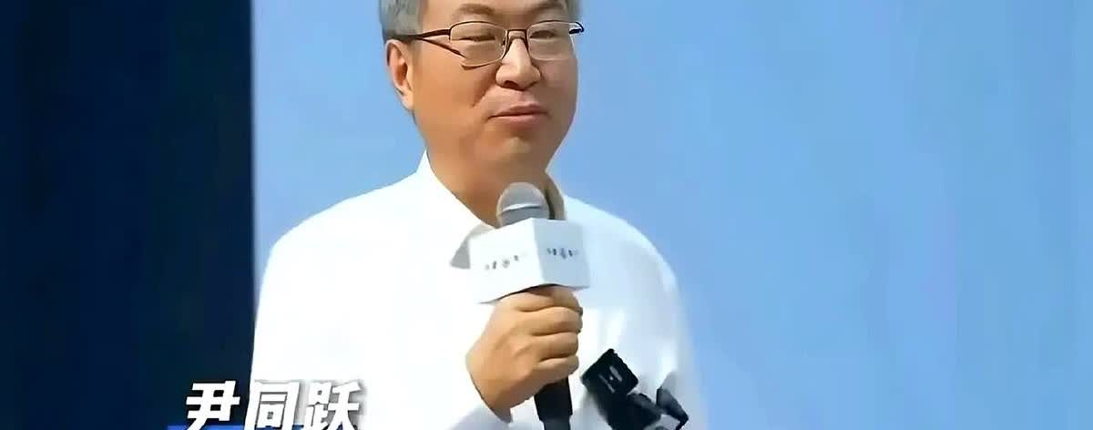 两个车都玩没了，还能给？尹总请余总再给多几个项目，给多你们，你们也玩不起