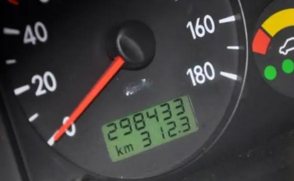 很多人买电车之前没有好好看明白我这三个前置条件，结果买了电车之后后悔了。第一个