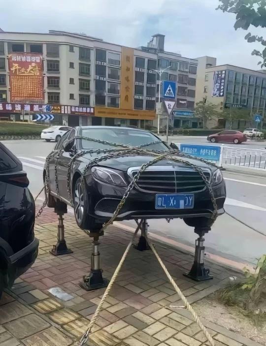 台风来临前后台风来啦台风来了说变就变的天气台风让暴风雨来的更猛烈些吧