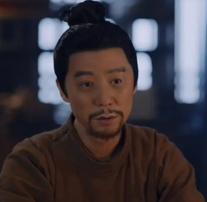 唐朝诡事录三部曲公认最好的三个单元是《仵作之死》《供养人》《去天尺五》。但有个