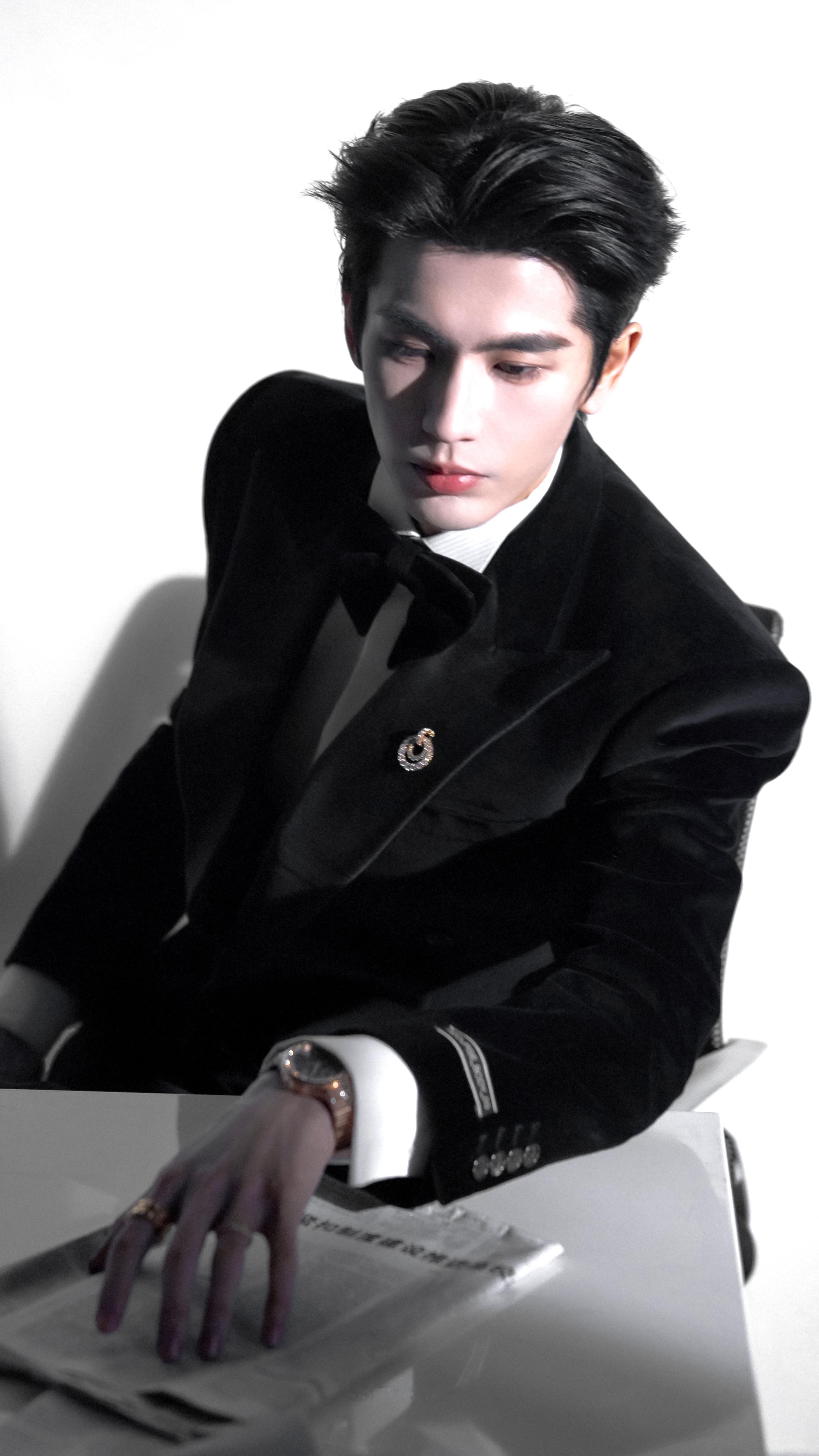 张凌赫/🖤张凌赫daddy级别​​​