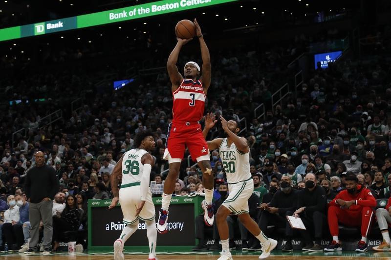 内线告急！杨瀚森迎NBA登场良机波特兰开拓者近日更新了伤病名单，球队内线轮换