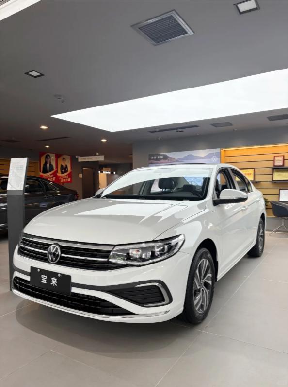 大众宝来二手车值得入手吗？5-10万代步车真实测评预算5-10万想找一台