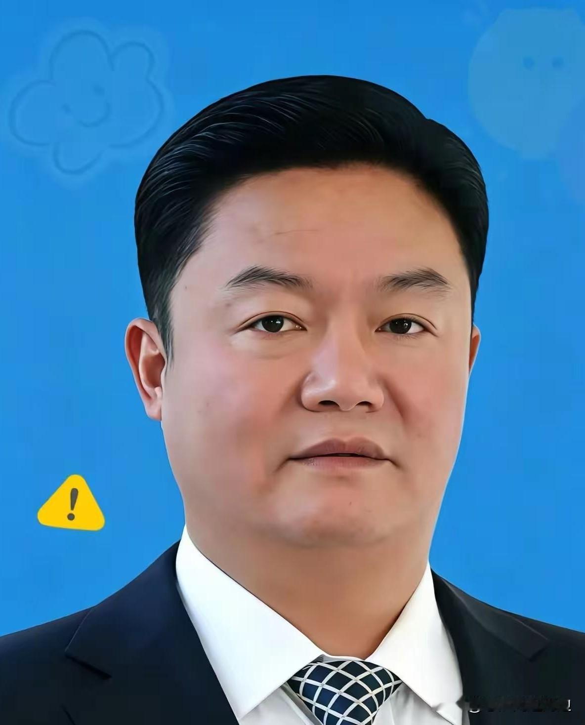 有些人能安然入睡有些人怕是睡不着了四川引来不小震动，66岁的罗凉清，接受