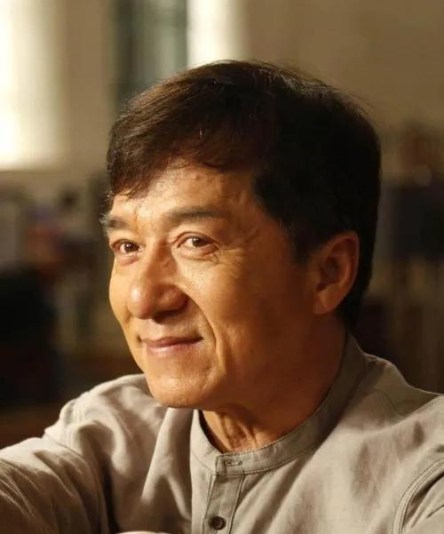 #成龙在国际究竟有多出名？#成龙在国际究竟有多出名？数据和场面告诉你！家人们