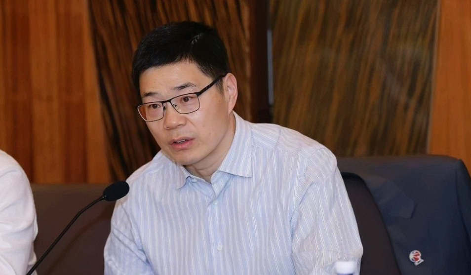 CBA新赛季很可能没有网络直播。之前CBA和咪咕签下的5年20亿合同已经到期，在