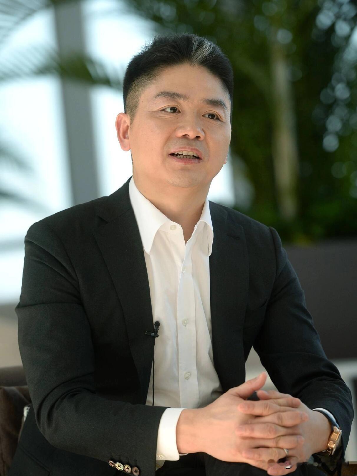 1元拍车飙到7819万！京东这波操作，网友玩出了“反向魔幻”谁能想到？京东