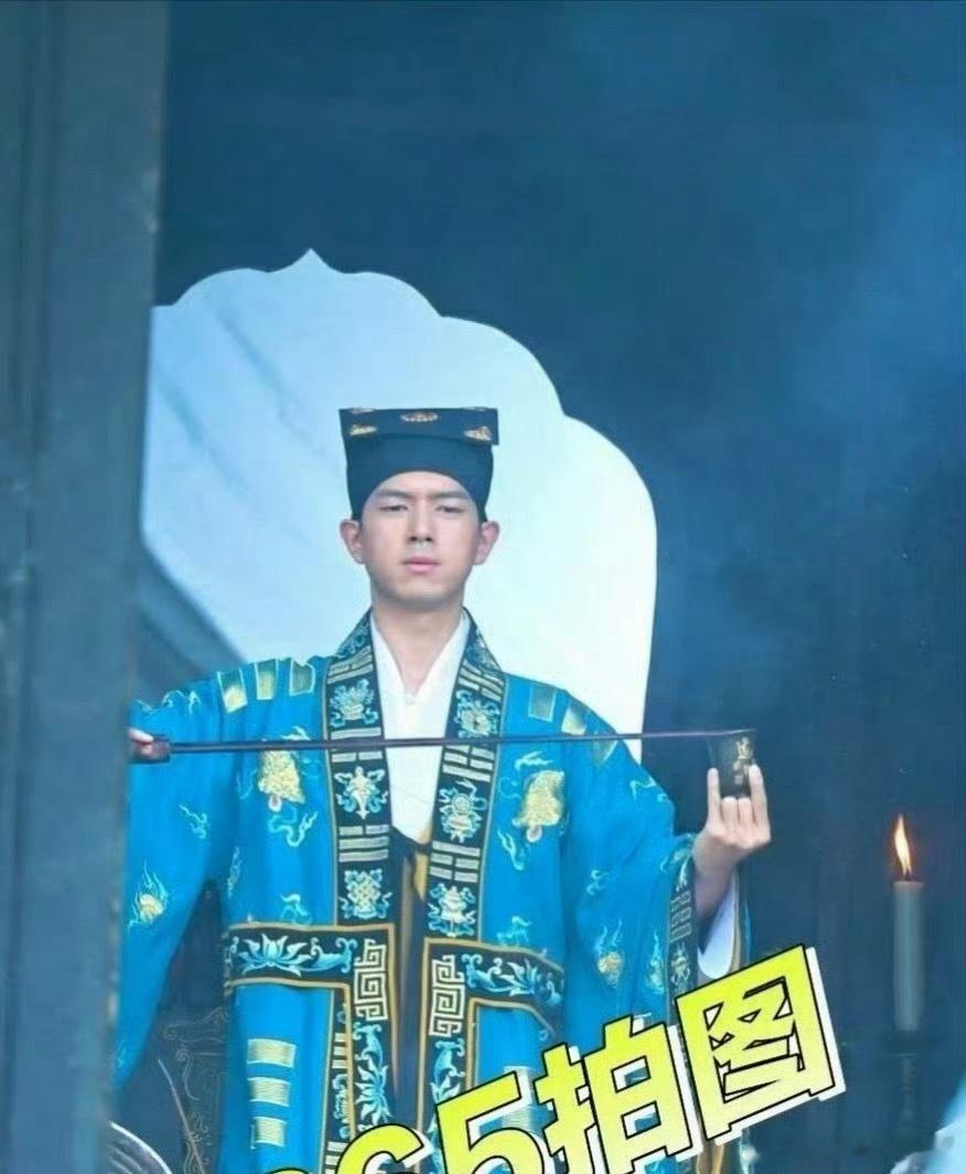 李现新剧路透，这造型你们来评吧​​​