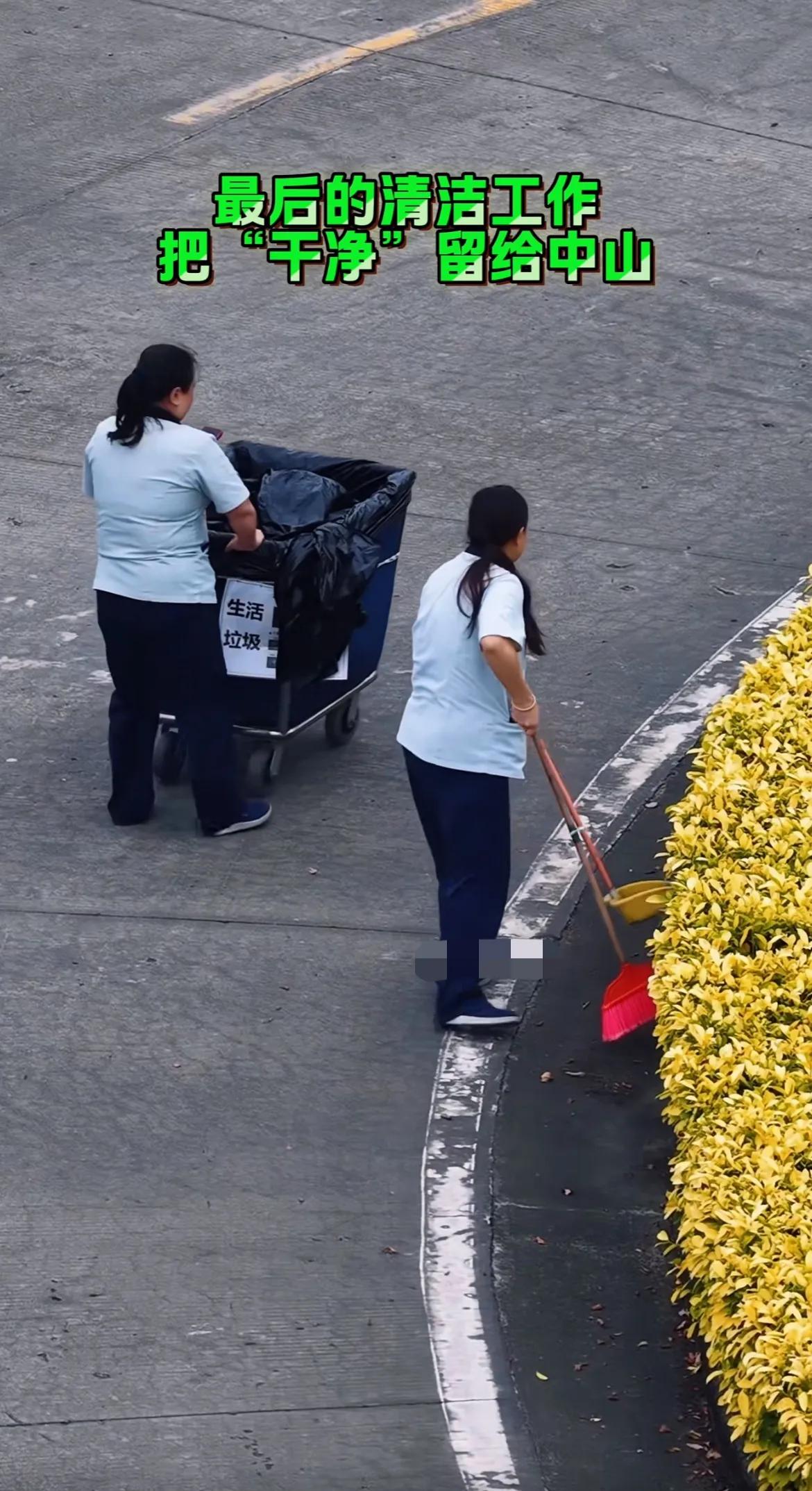 佳能走了，但原厂清洁人员还在认真收尾，这干净到发光的退场，才是企业文化最硬核的广
