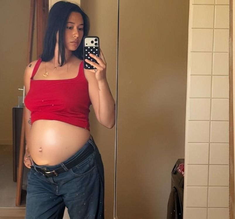 姜文说我的女儿世界第一美，原以为是吹牛，看到照片想说姜文他真的没说谎！ 凡是