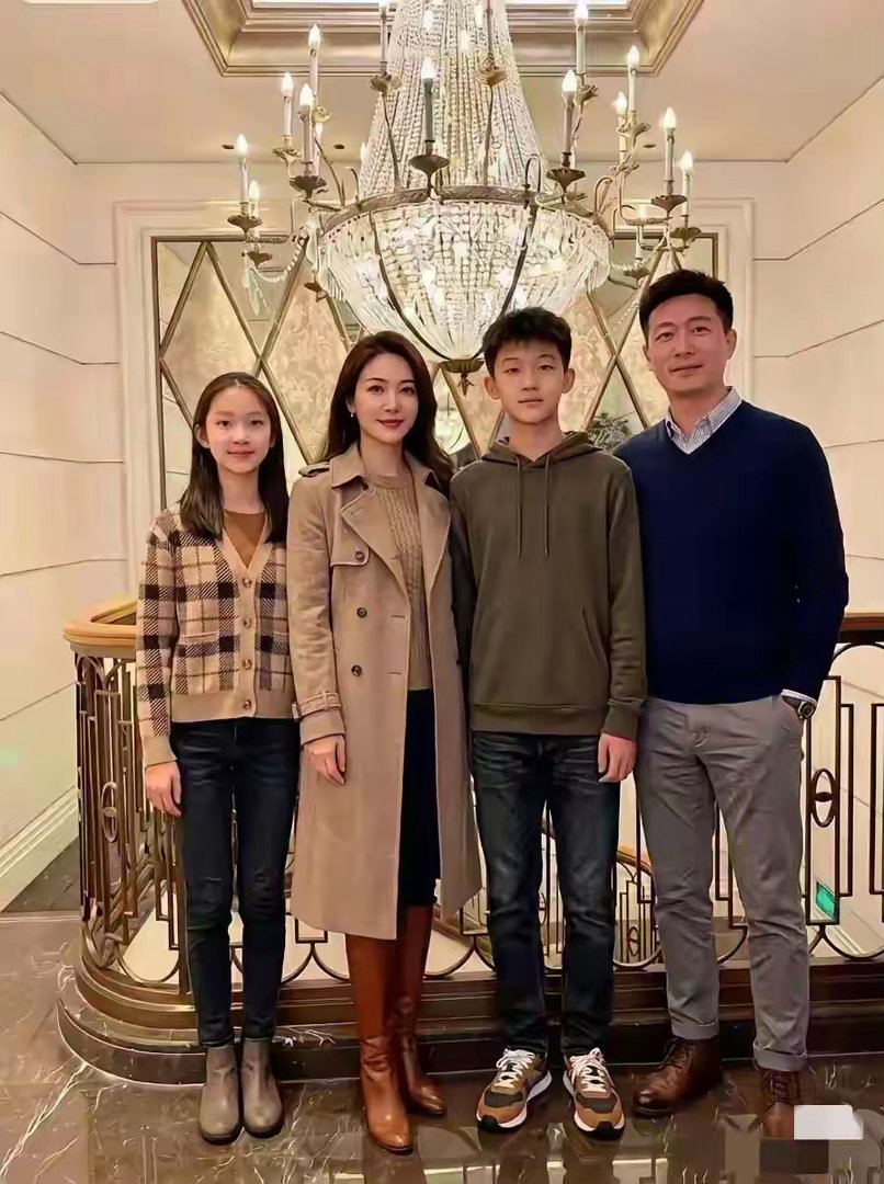 这一家人的颜值都可以出道了吧