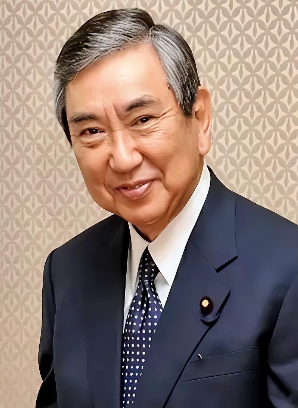 日本自民党前总裁河野洋平2026年6月8日去世了，享年89岁。他以