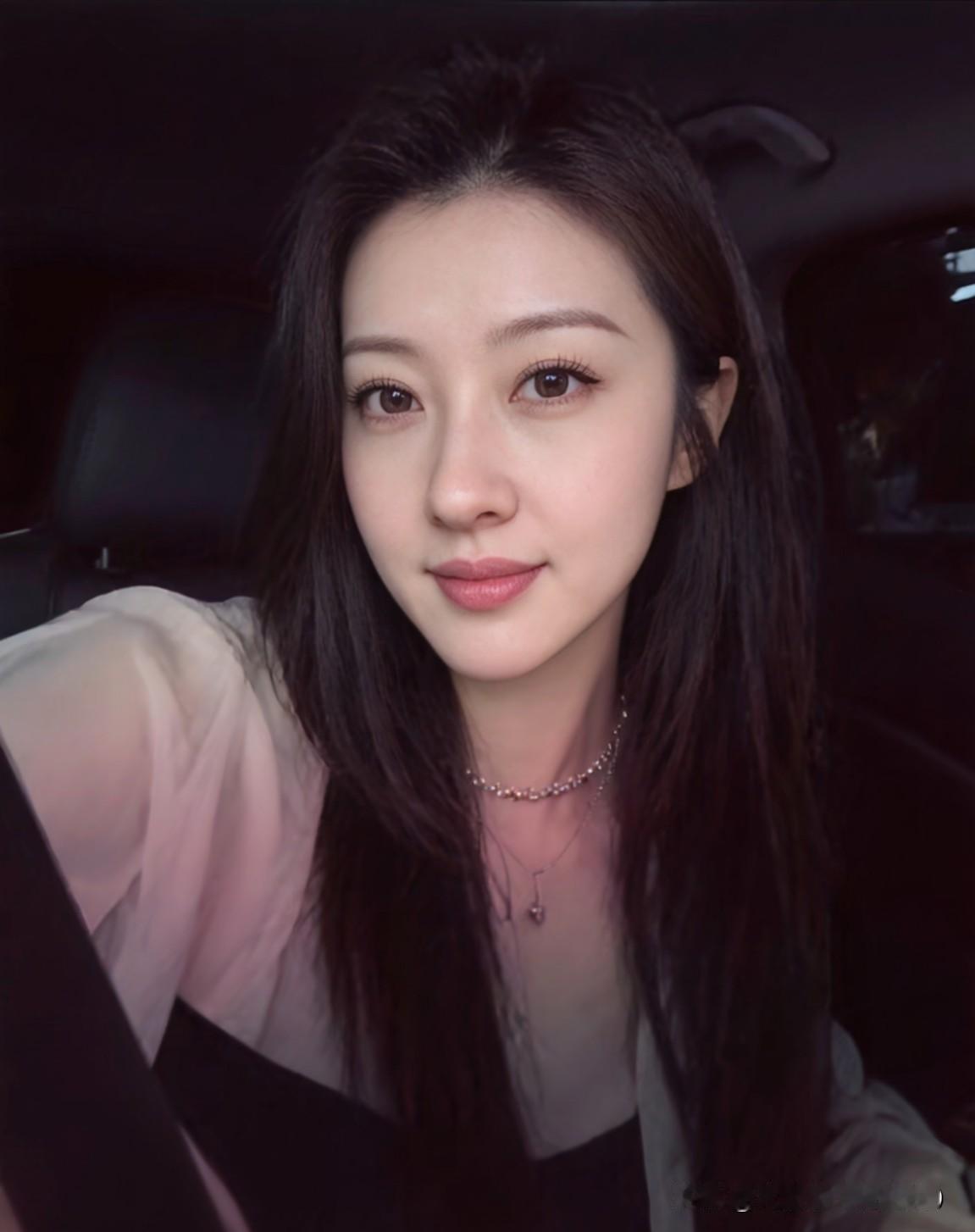 世上有一条很扎心却永恒不变的真理：当你不在乎，你就得到；当你变好，才会