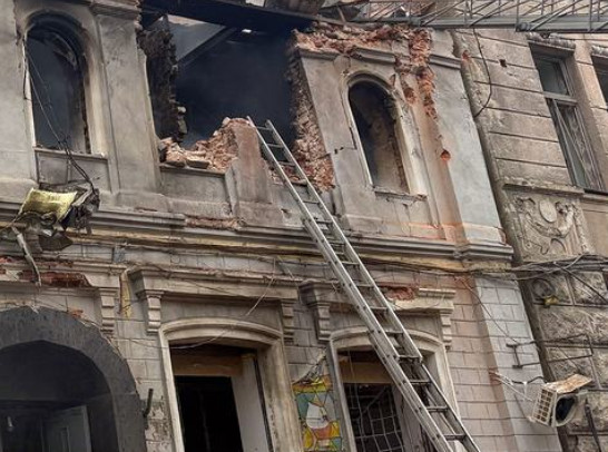 【乌克兰能源设施遭袭，部分地区大范围停电】#俄乌杀红了眼##俄罗斯中将被炸身亡传