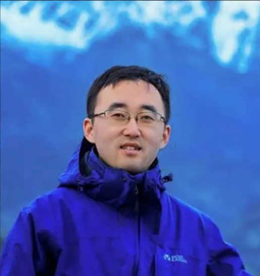 “中国活该被日军欺辱，中国就应该被日本多占领几年！”“郑州大暴雨是报应！活该被淹