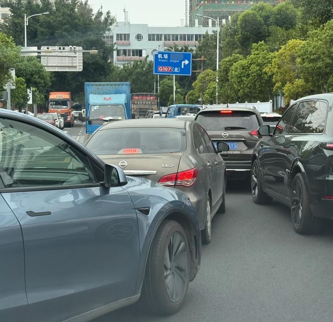 发现没没车想买车，买了油车想换电车，有了电车感觉开车不如坐车，操心的事一点