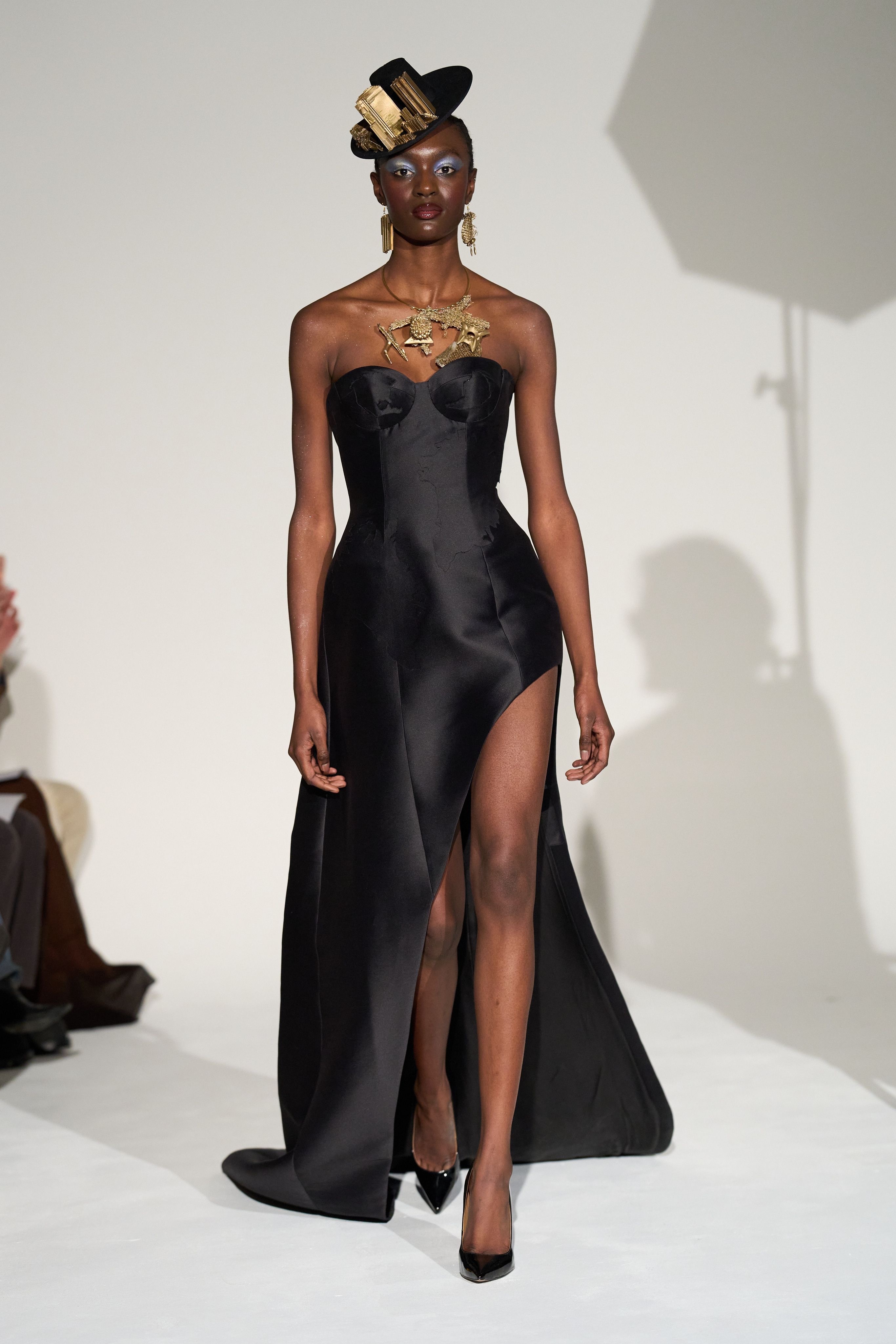 赵露思｜BVLGARI嚯！今天亮相BVLGARI线下活动的代言人露思，火