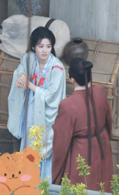 卢昱晓南衣战损造型，南衣怎么受伤了，心疼