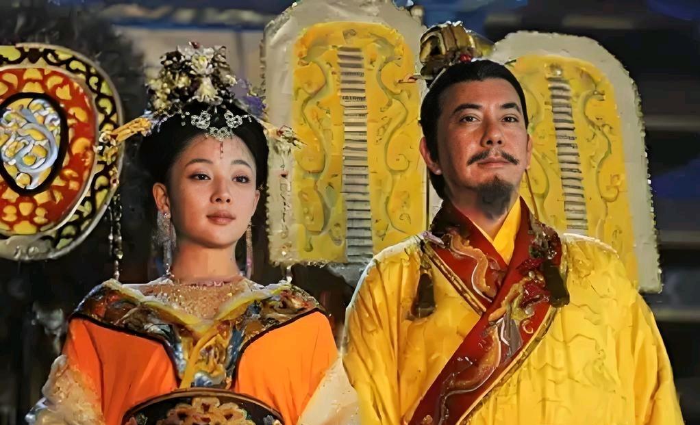 公元895年，流浪多日的唐昭宗回到长安，痛定思痛，决心打造一直只听命于自己的军队