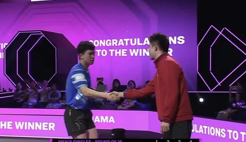 向鹏有点紧张了，王皓说：你轻松一点！向鹏需要鼓励式教育。网友喊王皓握住向