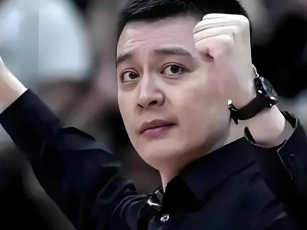 杨鸣真的下课？贺天举犀利分析：辽宁队现状无人能救