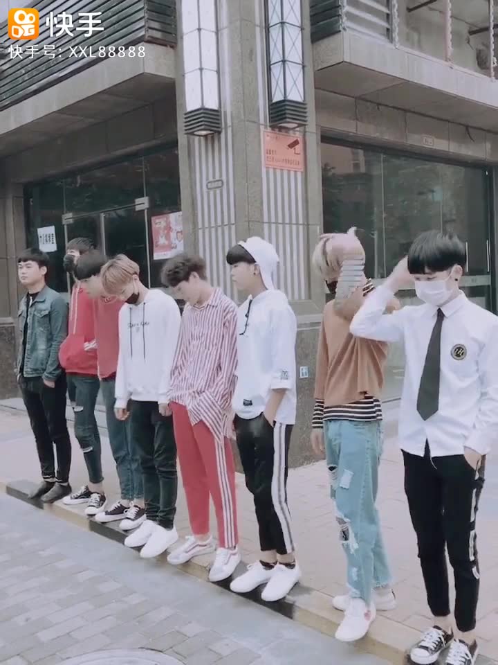 WWE 酷龙 天灾大帝 VS 科迪罗德 大明圣道