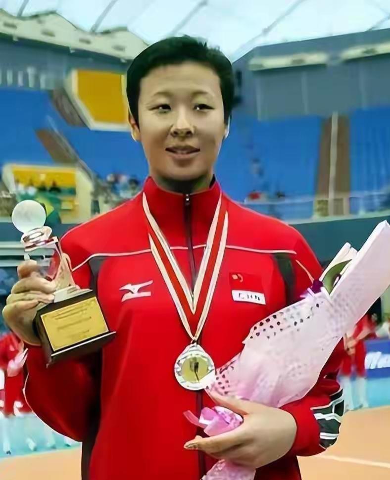 中国女排痛失冠军，实话实说，和泰国女排相比，中国女排还是有差距，不在一个水平线上