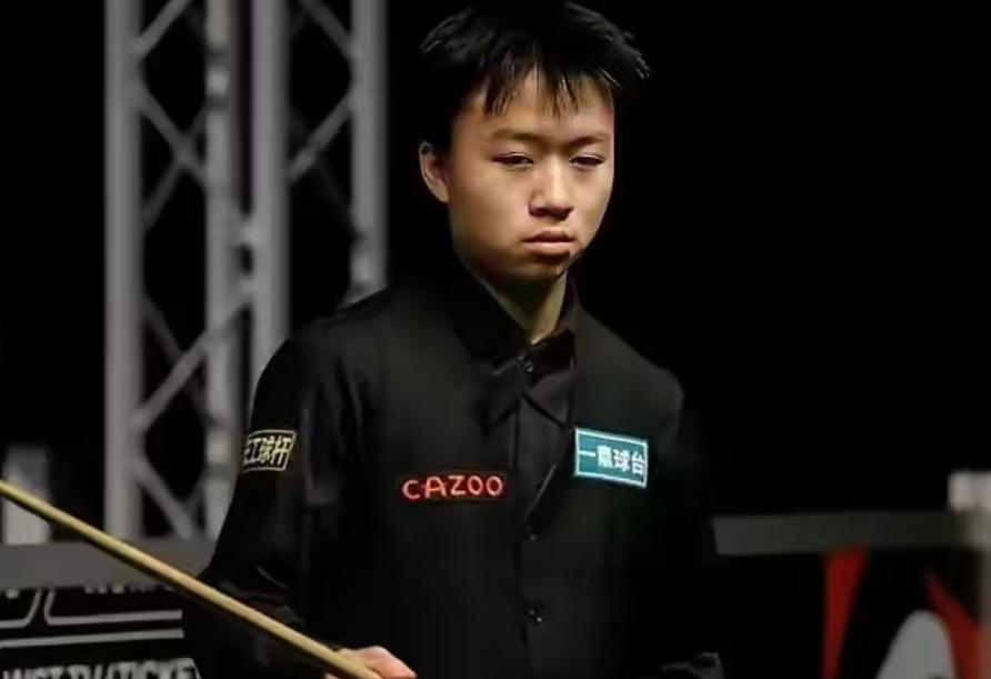 斯诺克世锦赛资格赛赛场！中国军团捷报频传！今天有望再铸辉煌​​