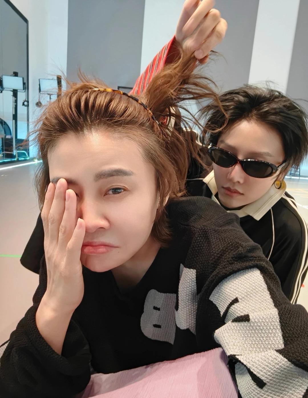 谁能想到王濛三公跳舞，最紧张的不是她自己，也不是她的队友而是刘雨昕王濛
