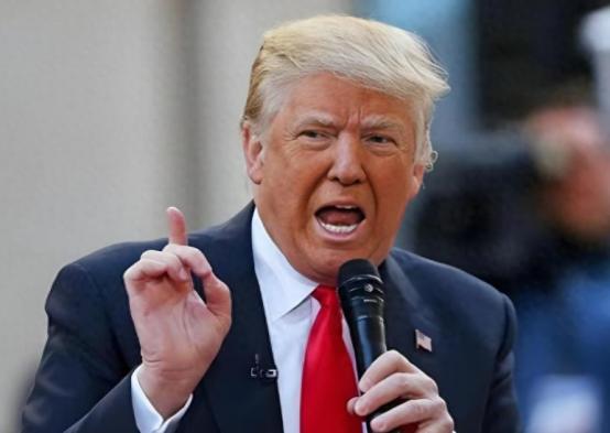 不能宣战了？特朗普收到噩耗：伊朗买中方反舰导弹，不止歼20模型 2026年