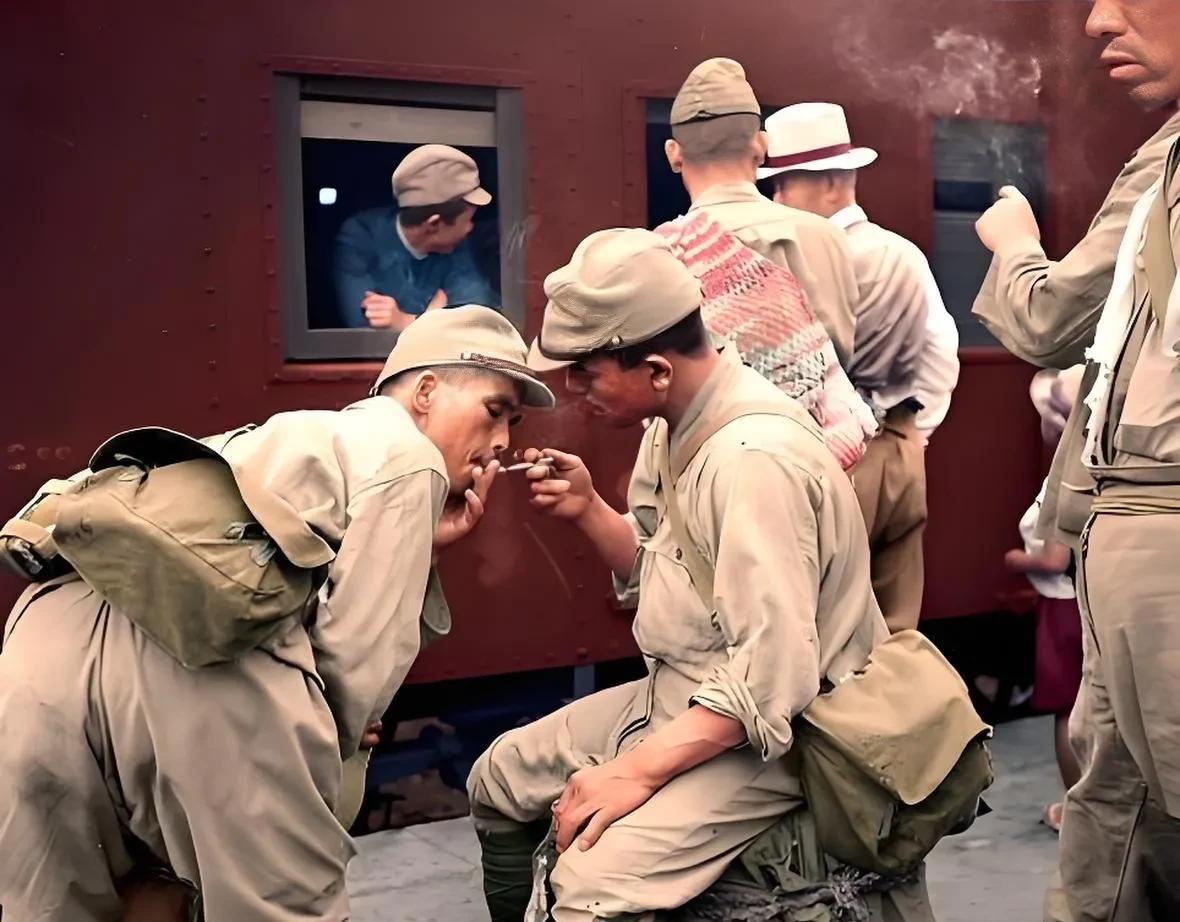 1945年9月，二战结束后，滞留在中国的日军、日侨大约300万人，等待被遣返回国