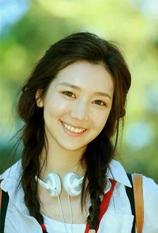 订亲宴，婆婆出钱；结婚宴，婆婆出钱；买房、生娃、看孩子，婆婆出钱……这笔巨大