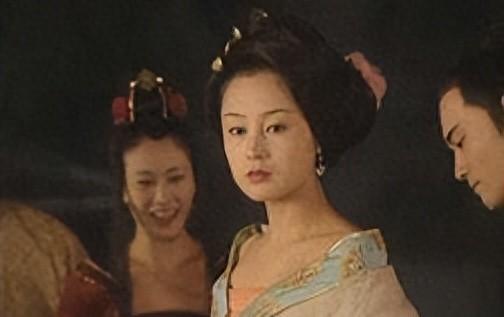 626年，李元吉刚断气，李世民纳嫂进宫，杨氏一辈子被人安排的四步棋公元626