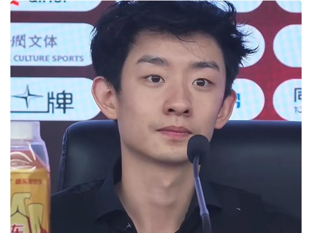 吴宜泽放下豪言:我想在明年生日前完成大满贯！ 吴宜泽深圳公开赛夺冠后，10月