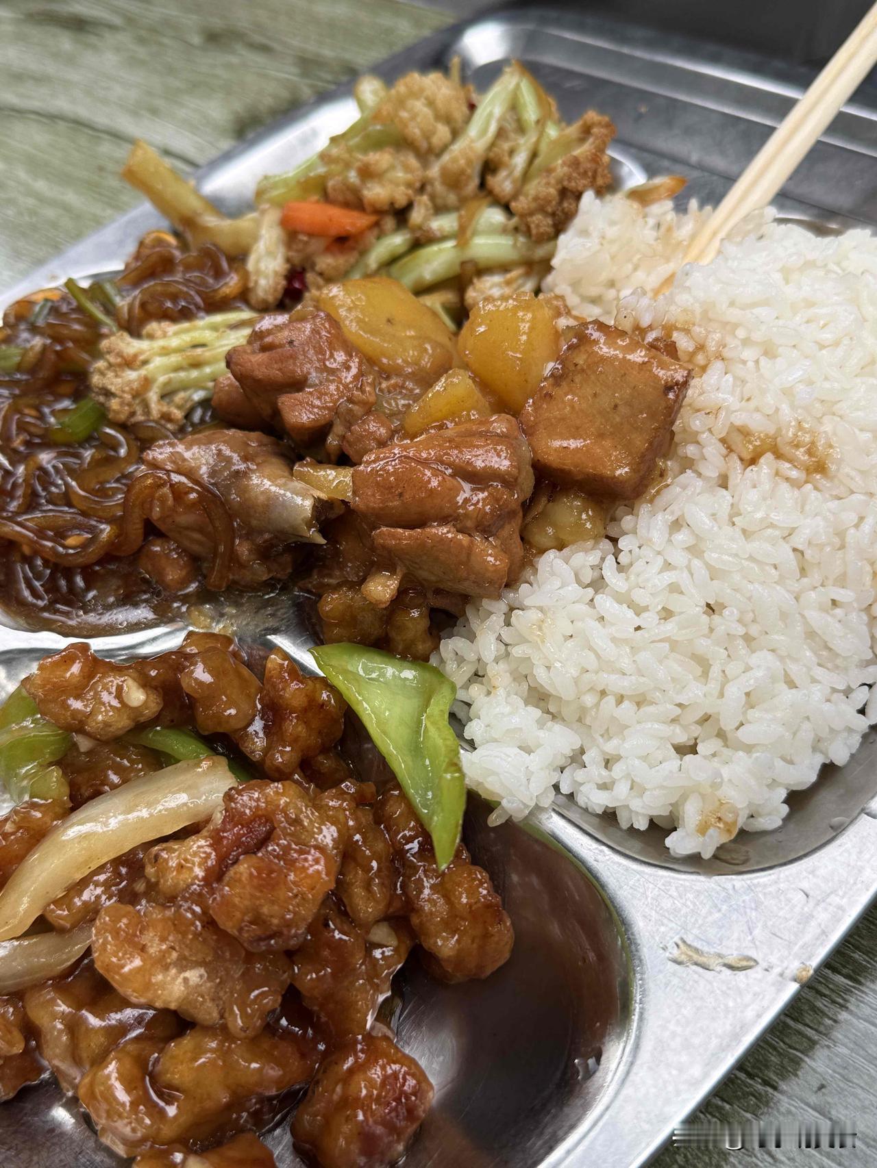 身体彻底亮红灯！吃了10年单位食堂，30年拉条子年轻人别再拿健康赌口腹之欲