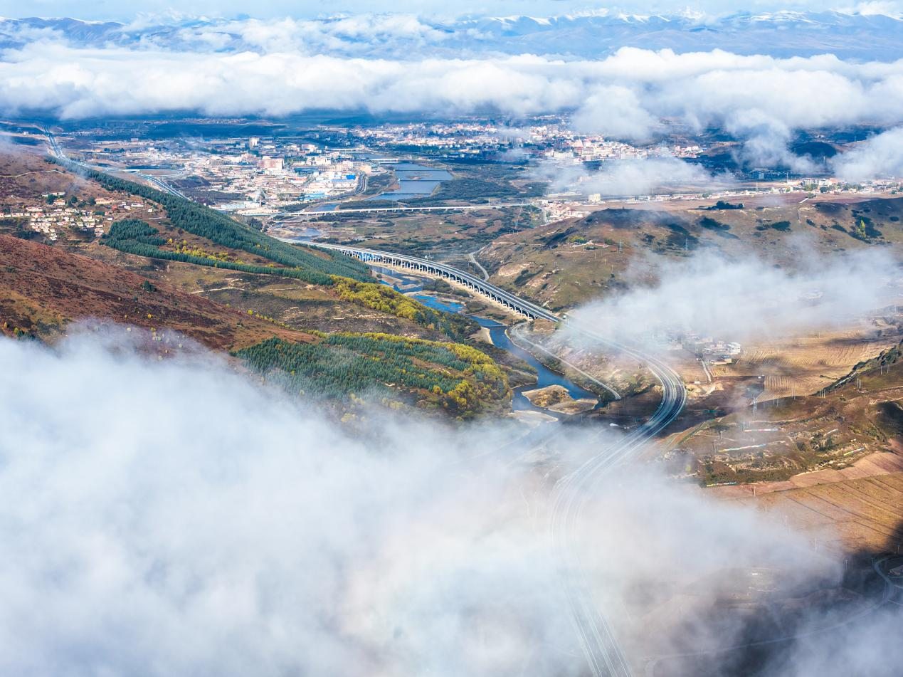 四川公布2026年830个省重点项目名单, 新质生产力项目超240个