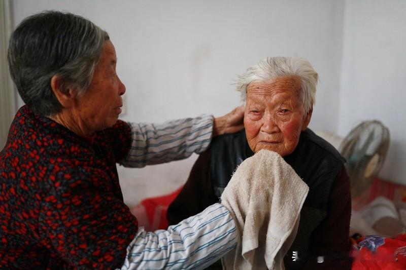 婆媳关系真的就那么难相处吗？这是一个一直以来很难解决的难题。每个婆婆都是从儿