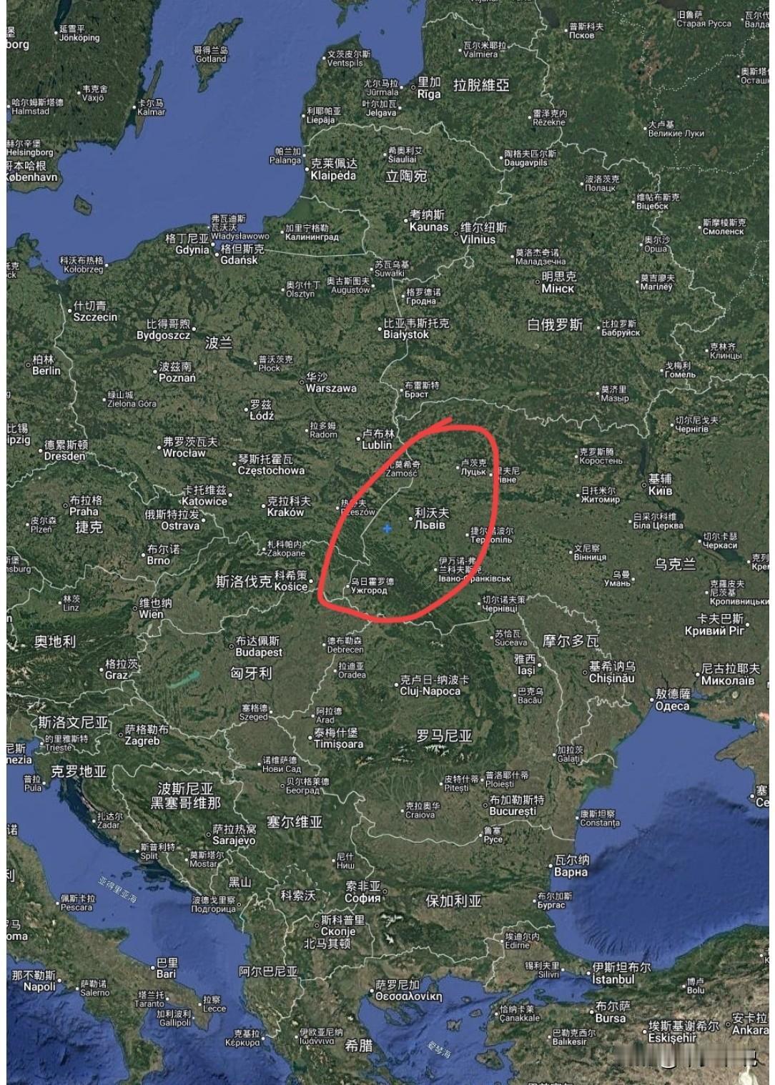 欧洲慌了，榛树导弹距离边境仅数十米波兰和欧洲是真的慌了，俄罗斯动用高超音速导弹