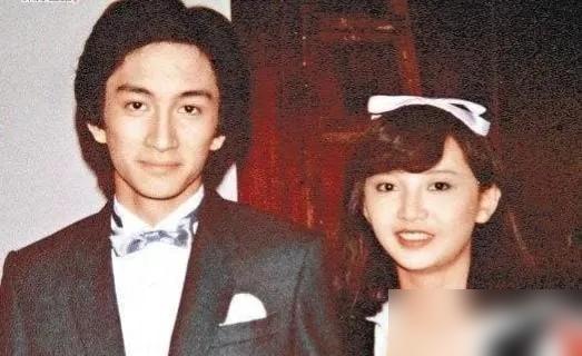 1991年，吴启华在拍摄《玉蒲团》时，工作人员冲他大喊：“启华，大力些去抓叶子楣