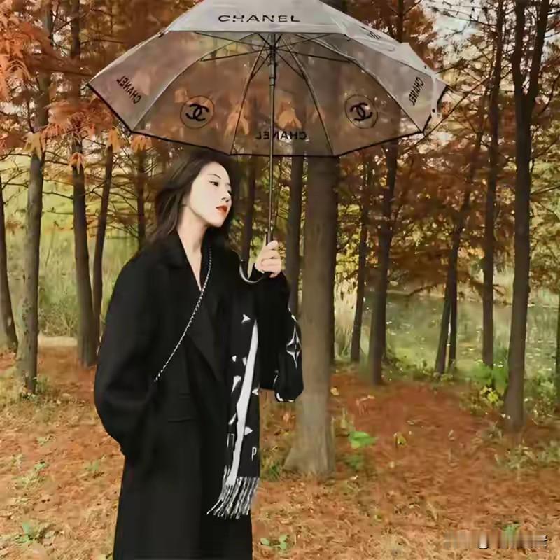永远不要忘记，在你最难的时候，他们是怎么对你的。你站在冰天雪地里，孤苦
