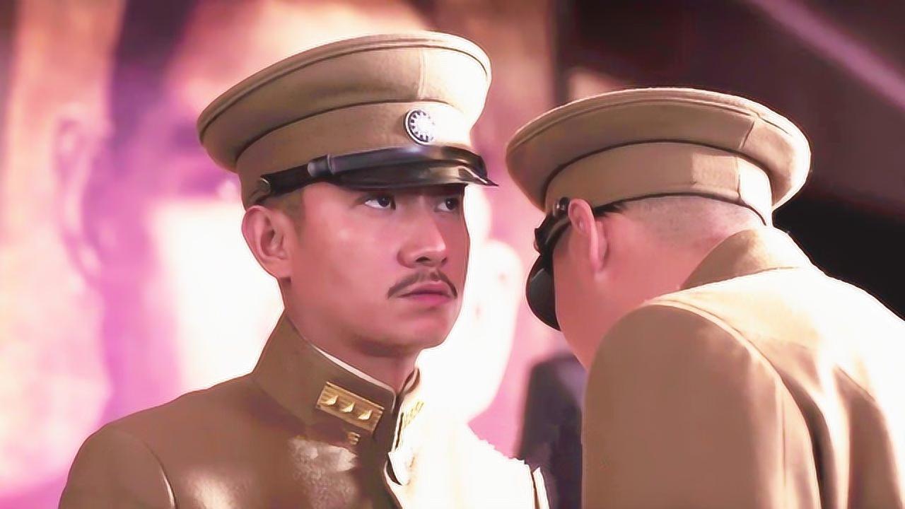 1936年12月25日下午，西安机场，张学良做了一个所有人都没想到的决定——亲自