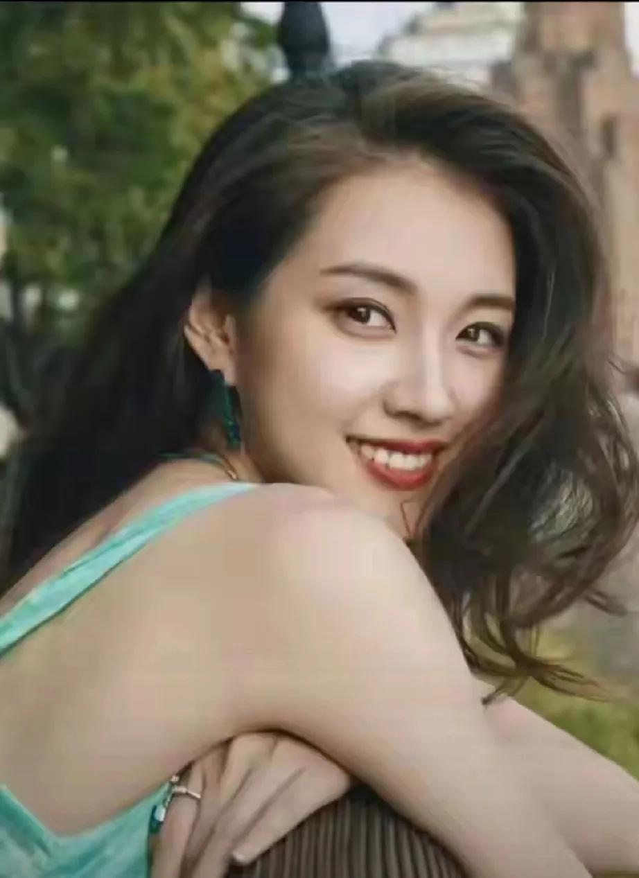 短剧界杀疯了！红果人气榜大洗牌，新“老公”们强势来袭！王凯沐演秘书成国民女婿，5