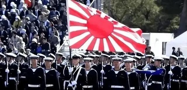 一位日本专家直言，如今的中日对峙的关键并不是中国能不能打得过日本，而是日本在中国